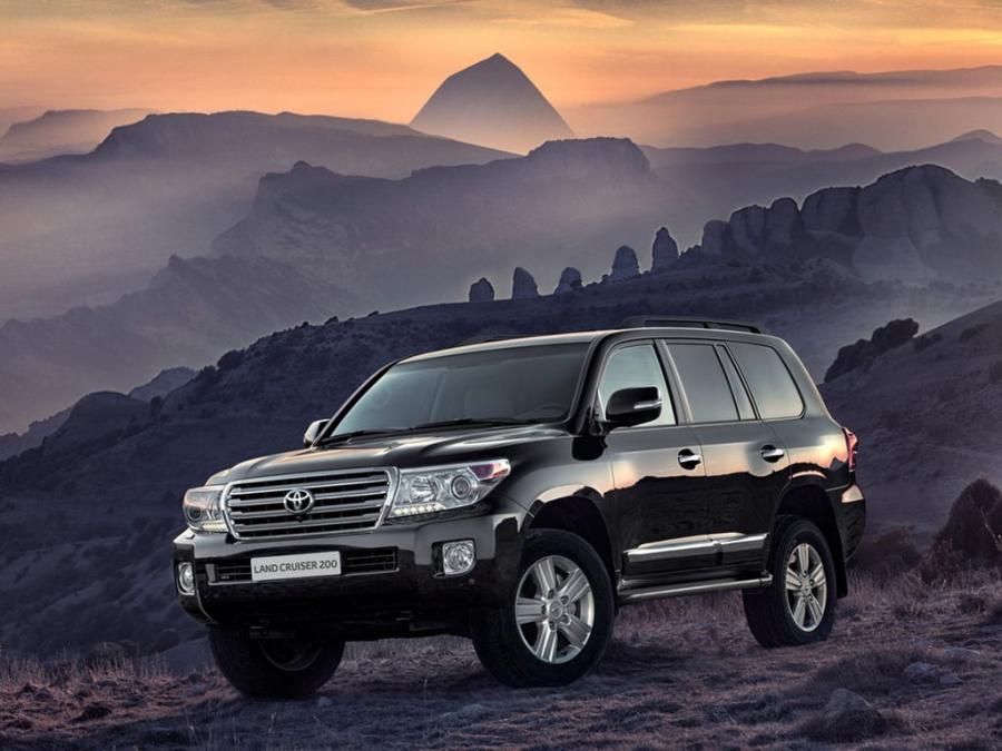  Toyota Land Cruiser 200 V8 2012 года  (фото 19 из 30)